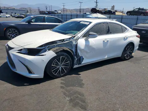 58ADA1C18SU063971 — 2025 Lexus ES 300H, Передняя часть (Front End), фото до ремонта