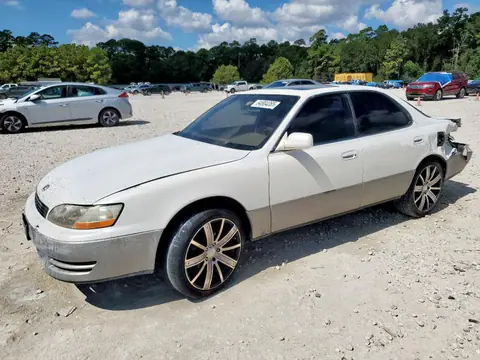 JT8GK13T9S0077245 — 1995 Lexus ES, Задняя часть (Rear End), фото до ремонта