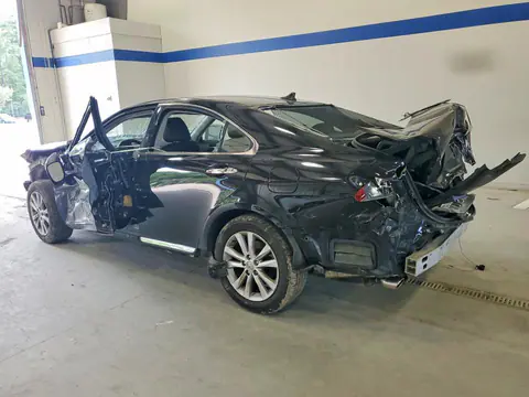2011 LEXUS ES VIN JTHBK1EG2B2435932 фото 2