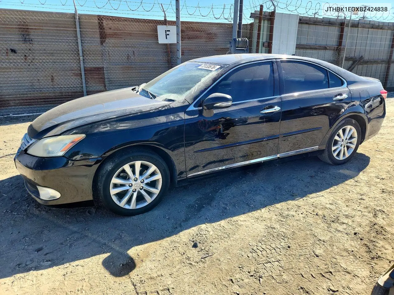 JTHBK1EGXB2424838 Lexus ES 2011 — повреждение Передняя часть, фото до ремонта