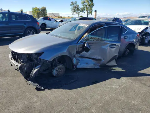 JTHBW1GG0D2017776 — 2013 Lexus ES, Вандализм (Vandalism), фото до ремонта