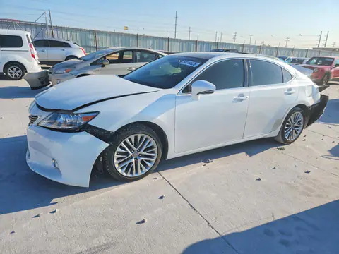 JTHBK1GG8E2093968 — 2014 Lexus ES, Задняя часть (Rear End), фото до ремонта