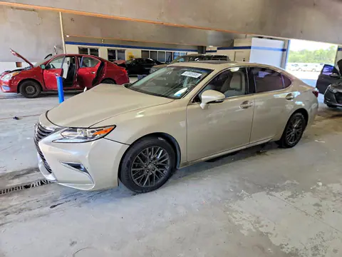 58ABK1GGXGU005855 — 2016 Lexus ES, Передняя часть (Front End), фото до ремонта