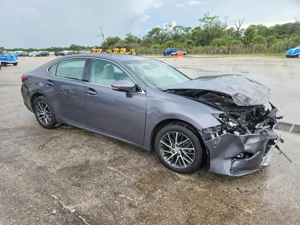 58ABK1GG9GU011324 — 2016 Lexus ES, фото 4 с аукциона Copart 07.10.2026, Передняя часть