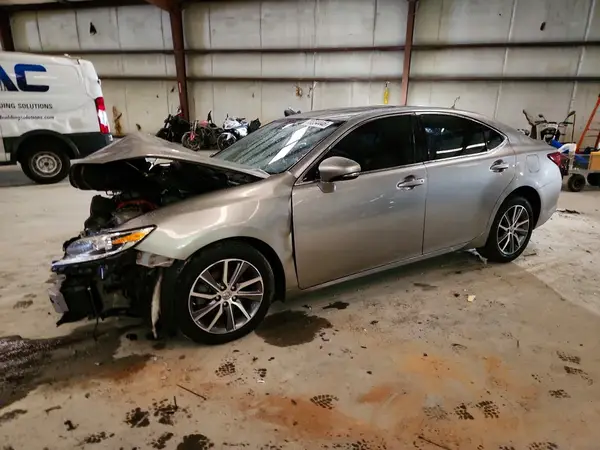 JTHBW1GG5G2123032 — 2016 Lexus ES, Передняя часть (Front End), фото до ремонта