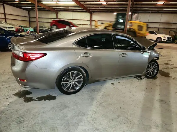 JTHBW1GG5G2123032 — 2016 Lexus ES, фото 3 с аукциона Copart, Передняя часть