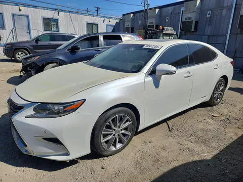 JTHBW1GG2H2138962 — 2017 Lexus ES, Передняя часть (Front End), фото до ремонта