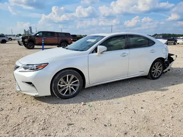 JTHBW1GG2H2151503 — 2017 Lexus ES, Задняя часть (Rear End), фото до ремонта