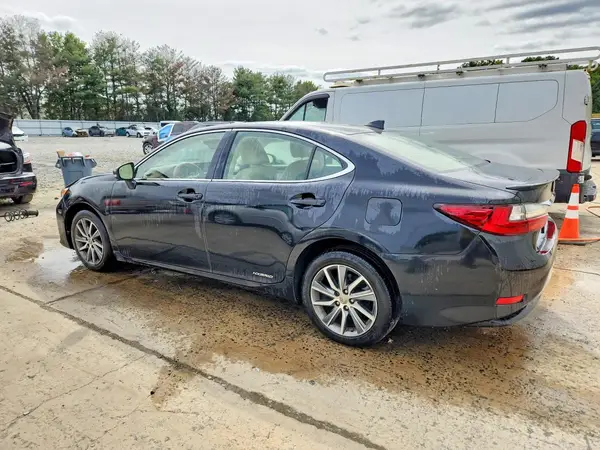 JTHBW1GG5H2148742 — 2017 Lexus ES, фото 2 с аукциона Copart, Задняя часть