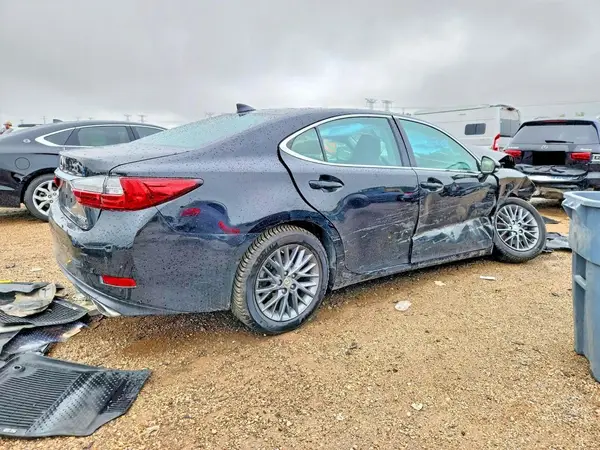 58ABK1GG5JU114974 — 2018 Lexus ES, фото 3 с аукциона Copart, Передняя часть