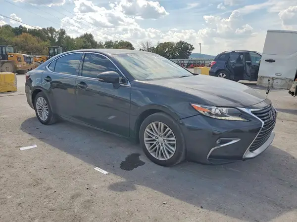 58ABK1GG7JU099538 — 2018 Lexus ES, фото 4 с аукциона Copart, Задняя часть