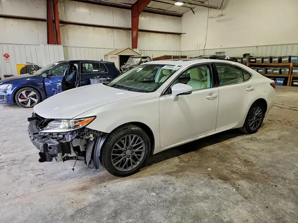 58ABK1GG8JU111177 — 2018 Lexus ES, Передняя часть (Front End), фото до ремонта