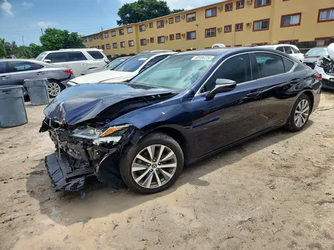 58ABZ1B10KU005483 — 2019 Lexus ES, Передняя часть (Front End), фото до ремонта