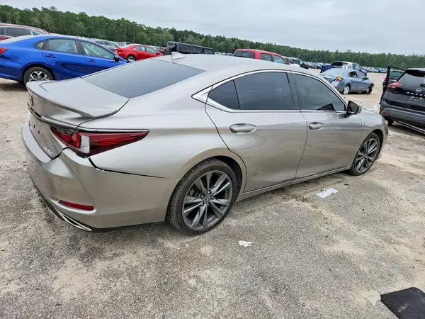 58ABZ1B13KU038493 — 2019 Lexus ES, фото 3 с аукциона Copart 14.10.2026, Задняя часть