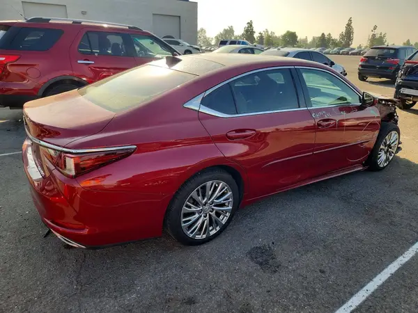 58ABZ1B16KU012647 — 2019 Lexus ES, фото 3 с аукциона Copart, Передняя часть