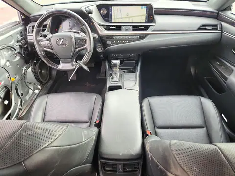 58ABZ1B12KU026836 — 2019 Lexus ES, фото 8 с аукциона Copart, Передняя часть