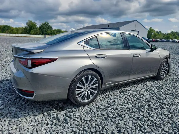 58AD21B16LU006667 — 2020 Lexus ES, фото 3 с аукциона Copart 08.10.2026, Передняя часть