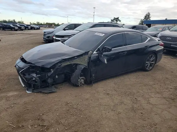 58AGZ1B12LU075221 — 2020 Lexus ES, Передняя часть (Front End), фото до ремонта
