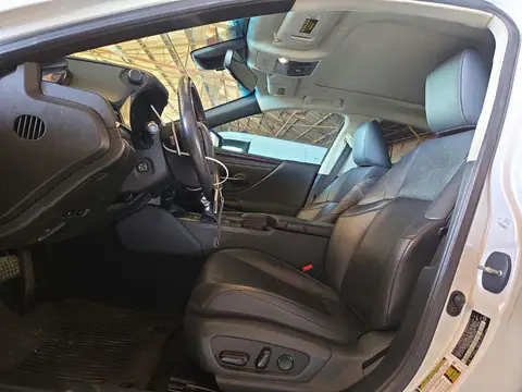 58ADZ1B10LU067928 — 2020 Lexus ES, фото 7 с аукциона Copart, Задняя часть