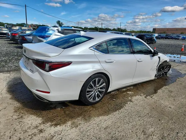 58ADZ1B13MU106786 — 2021 Lexus ES, фото 3 с аукциона Copart 12.10.2026, Передняя часть