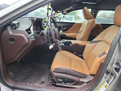58ADZ1B11MU094525 — 2021 Lexus ES, фото 7 с аукциона Copart, Задняя часть