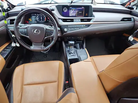 58ADZ1B11MU094525 — 2021 Lexus ES, фото 8 с аукциона Copart, Задняя часть