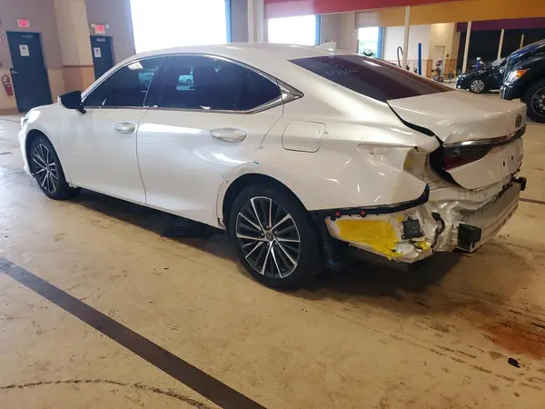 58ADZ1B11PU150855 — 2023 Lexus ES, фото 2 с аукциона Copart, Задняя часть