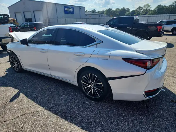 58ADA1C14RU052511 — 2024 Lexus ES, фото 2 с аукциона Copart, Передняя часть