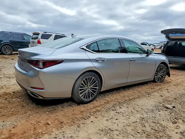 58ADZ1B11SU198767 — 2025 Lexus ES, фото 3 с аукциона Copart, Передняя часть