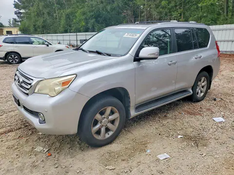 JTJBM7FX0A5009003 — 2010 Lexus GX, Мелкие вмятины и царапины (Minor Dent/Scratches), фото до ремонта