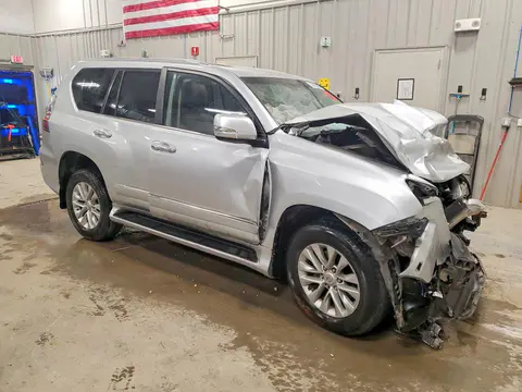 2016 Lexus GX VIN JTJBM7FX2G5127658 фото 4