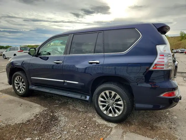 JTJJM7FX5H5162692 — 2017 Lexus GX, фото 2 с аукциона Copart, Боковая часть
