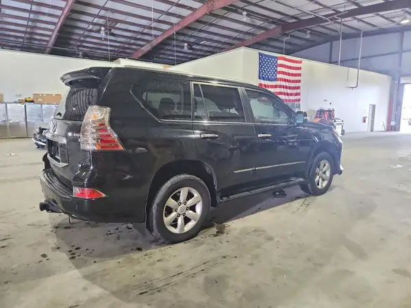 JTJBM7FX4J5191658 — 2018 Lexus GX, фото 3 с аукциона Copart, Мелкие вмятины и царапины