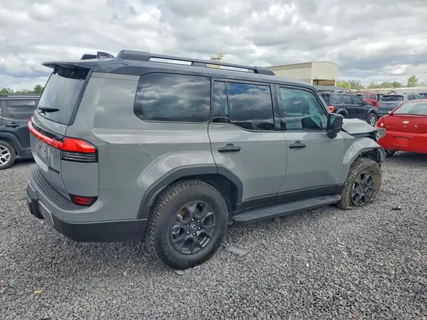 JTJTBCDXXR5016137 — 2024 Lexus GX, фото 3 с аукциона Copart, Передняя часть