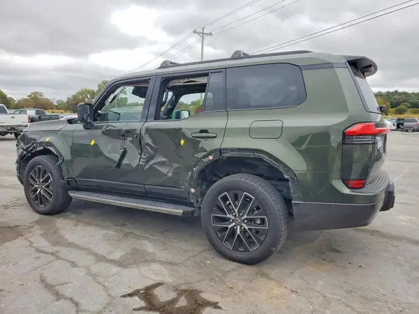JTJTBCDX9S5059583 — 2025 Lexus GX, фото 2 с аукциона Copart, Боковая часть