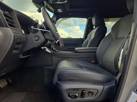 JTJVBCDXXS5053185 — 2025 Lexus GX, фото 7 с аукциона Copart, Сторона