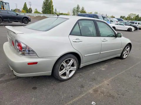 2005 LEXUS IS 300 VIN JTHBD192950098040 фото 3
