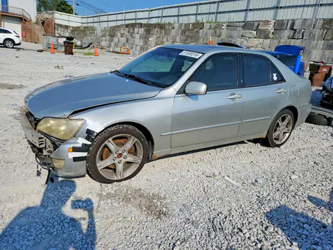 JTHBD192X20042751 — 2002 Lexus IS, Передняя часть (Front End), фото до ремонта