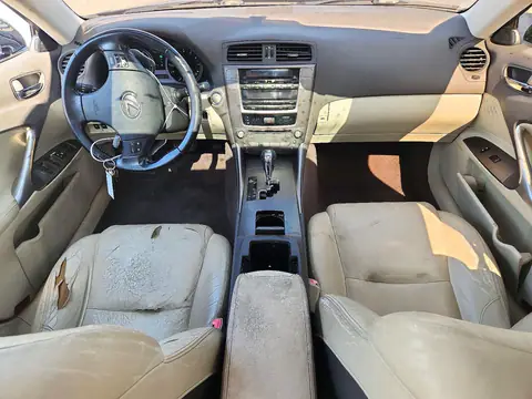 JTHBF5C26A5112614 — 2010 Lexus IS, фото 8 с аукциона Copart, Передняя часть