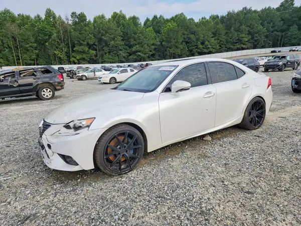 JTHCM1D22G5010656 — 2016 Lexus IS, Пожар (Burn), фото до ремонта