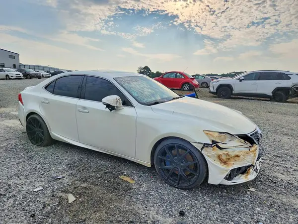 JTHCM1D22G5010656 — 2016 Lexus IS, фото 4 с аукциона Copart 07.10.2026, Пожар
