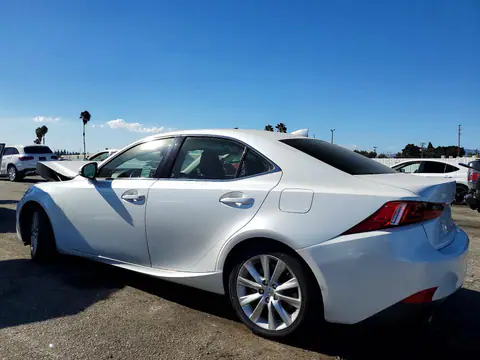 JTHBA1D28G5029944 — 2016 Lexus IS, фото 2 с аукциона Copart 29.09.2026, Передняя часть