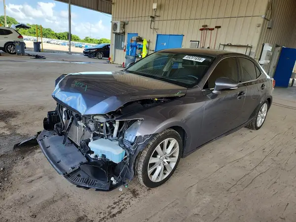 JTHBA1D20G5001233 — 2016 Lexus IS, Передняя часть (Front End), фото до ремонта