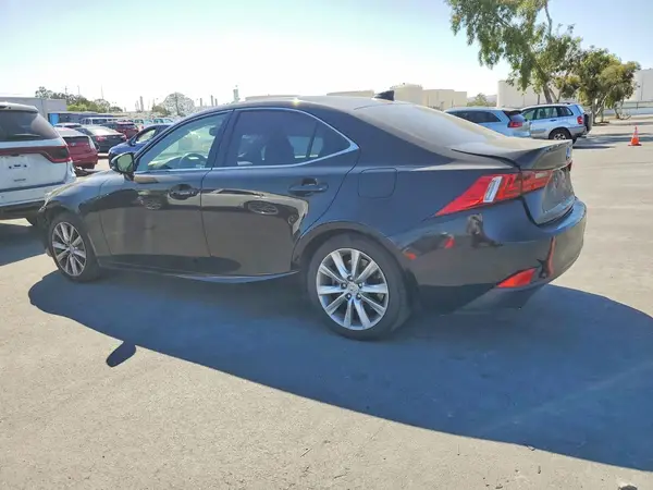 JTHBA1D26G5010227 — 2016 Lexus IS, фото 2 с аукциона Copart, Вандализм