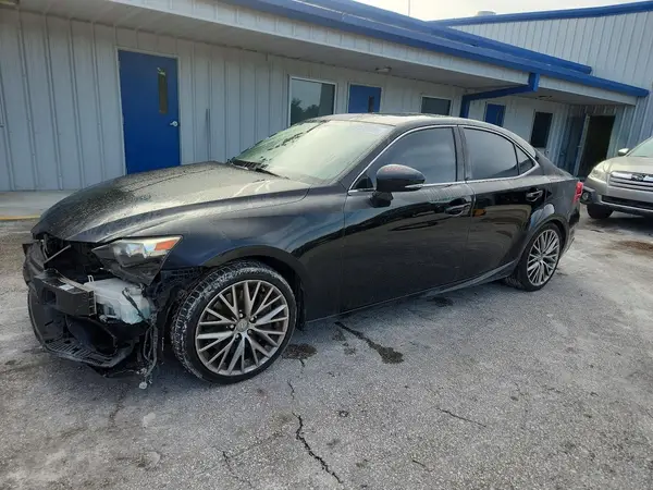 JTHBA1D27G5031362 — 2016 Lexus IS, Передняя часть (Front End), фото до ремонта