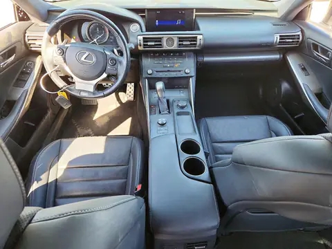 JTHBA1D26G5023785 — 2016 Lexus IS, фото 8 с аукциона Copart 20.10.2026, Передняя часть