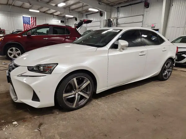 JTHCM1D29H5021980 — 2017 Lexus IS, Задняя часть (Rear End), фото до ремонта