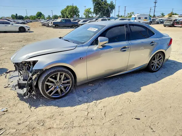 JTHBA1D28J5066144 — 2018 Lexus IS, Передняя часть (Front End), фото до ремонта