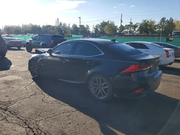JTHCZ1D21J5015985 — 2018 Lexus IS, фото 2 с аукциона Copart 13.10.2026, Передняя часть