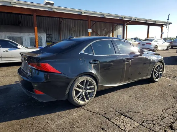 JTHCZ1D21J5015985 — 2018 Lexus IS, фото 3 с аукциона Copart 13.10.2026, Передняя часть